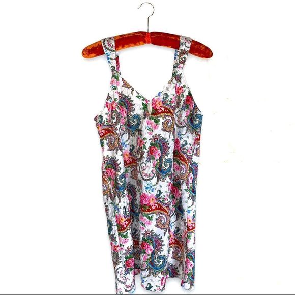 VTG (M/L) Erika Taylor Intimates Paisley Colorful Chemise - Picture 1 of 7